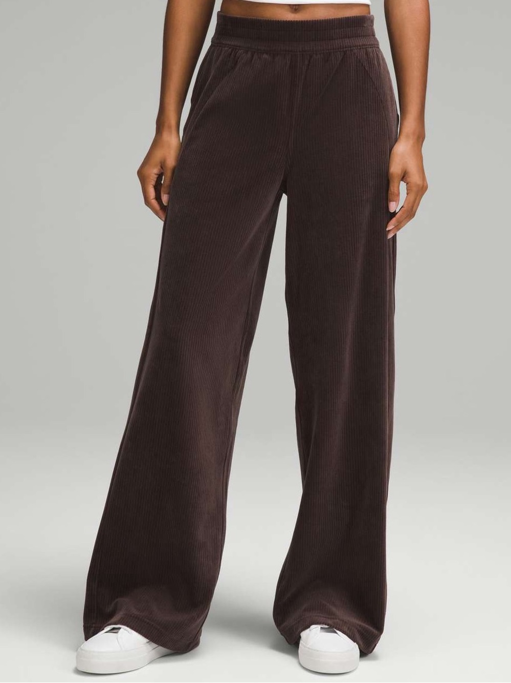 Lululemon Scuba Mid-Rise Wide-Leg Pant Velvet Cord Espresso size 10